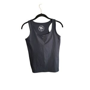 Good move women’s life is good athletic top so small
